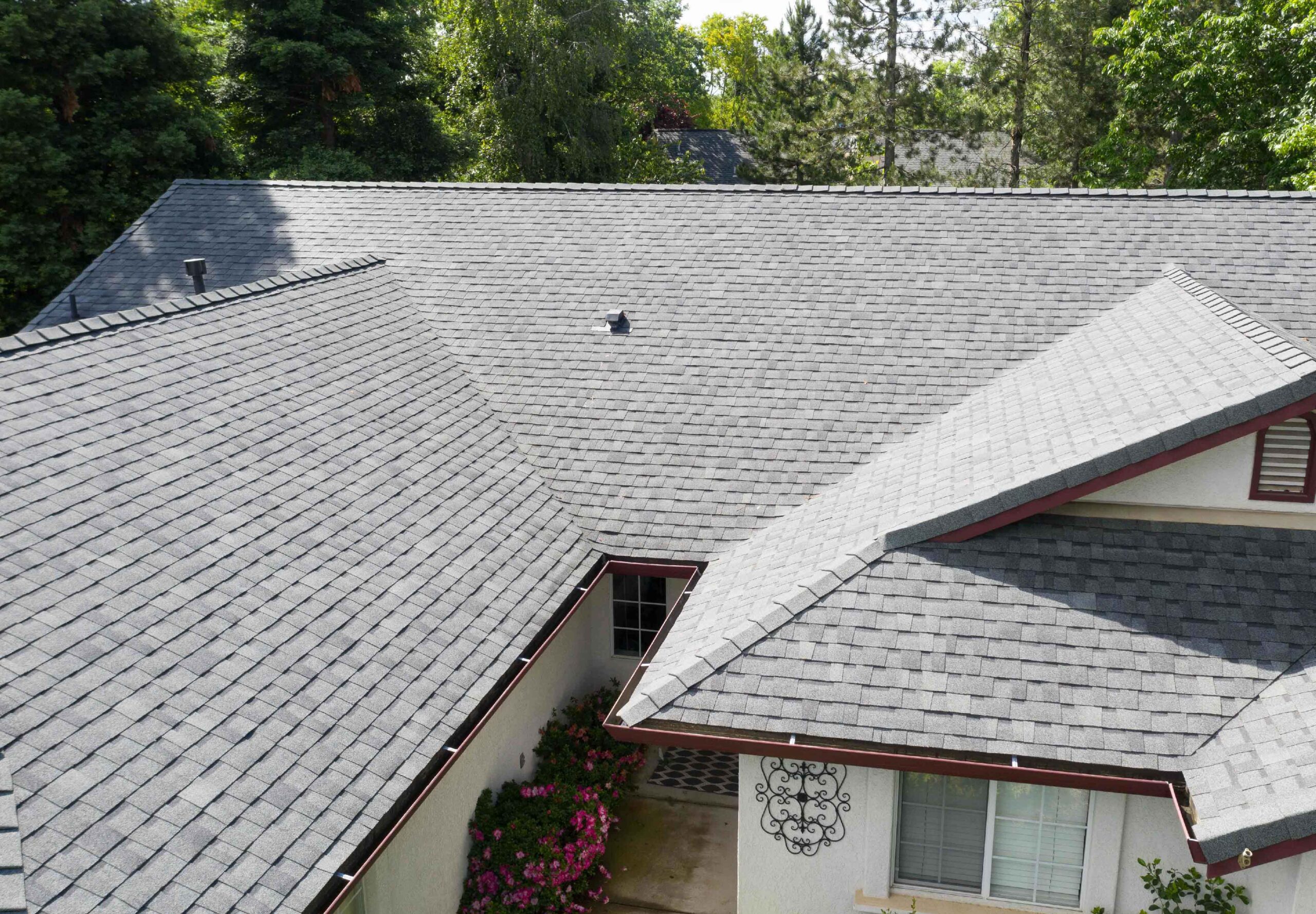 An image of a roof made with PABCO Premier